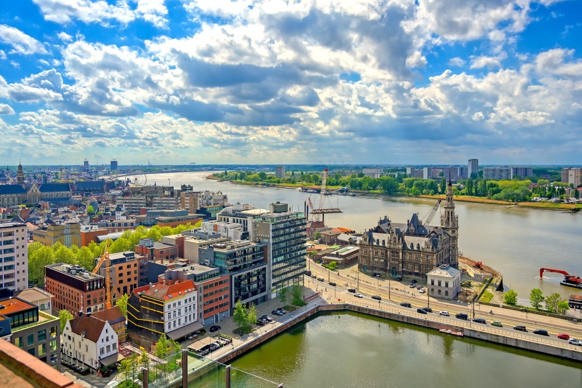 Antwerp Docks 128327582 123 RF