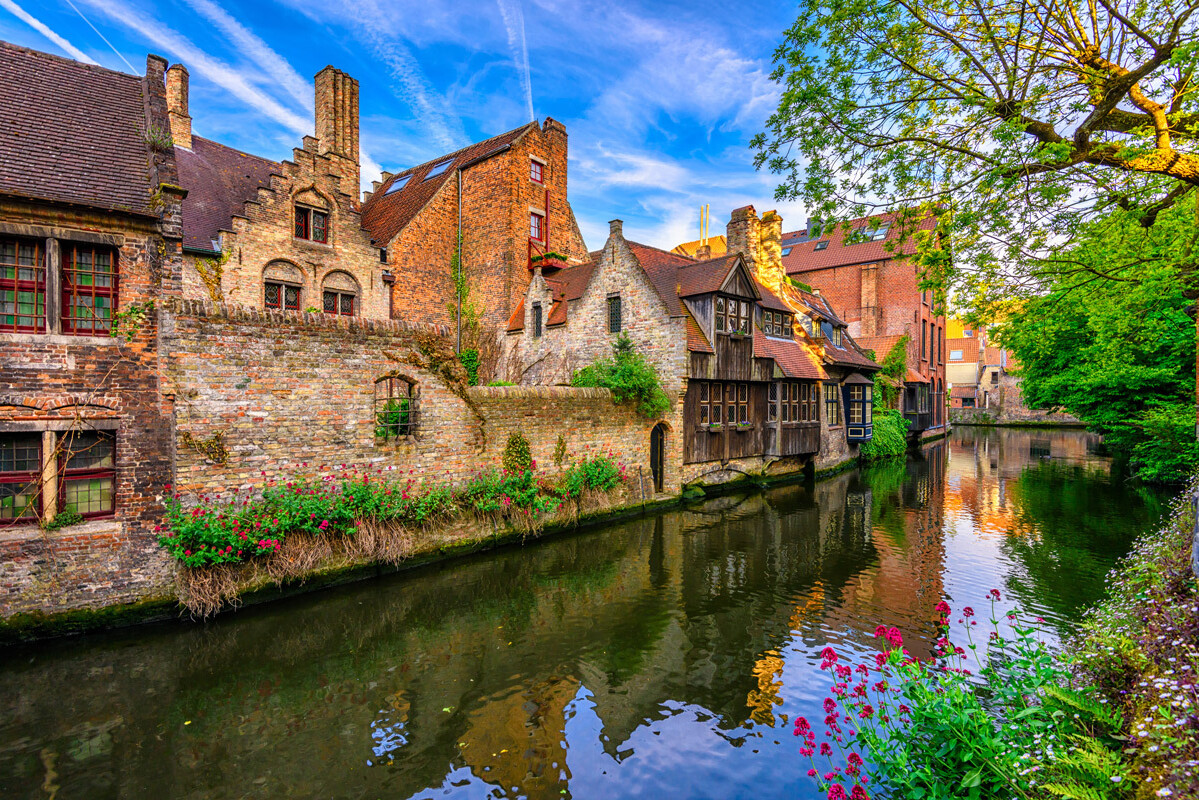 Bruges Canal 126418339 123 RF
