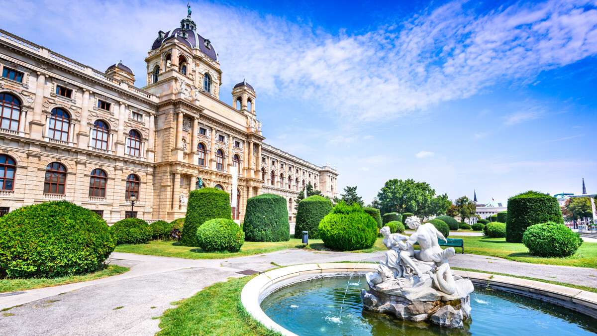 Kunsthistorisches Museum Vienna 97156148 123 RF