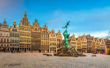 Antwerp Grote Market 155111459 123 RF