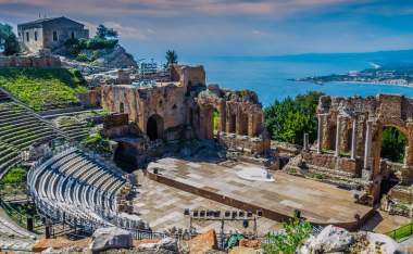 Taormina Amphitheatre 84334919 123 RF