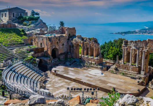 Taormina Amphitheatre 84334919 123 RF
