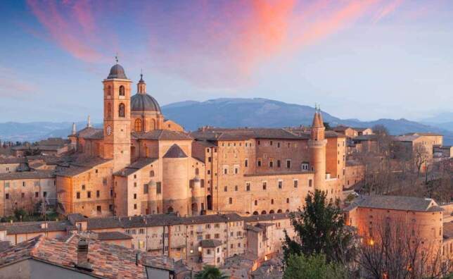 Ducal Palace Urbino 237730221 123 RF
