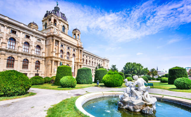 Kunsthistorisches Museum Vienna 97156148 123 RF