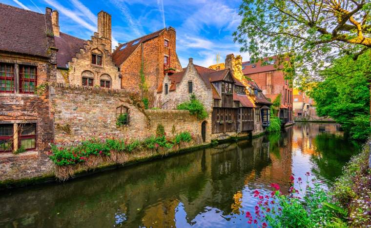 Bruges Canal 126418339 123 RF