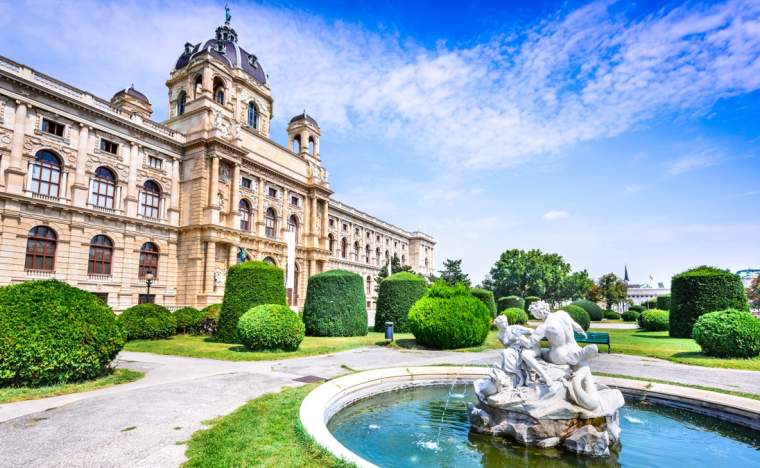 Kunsthistorisches Museum Vienna 97156148 123 RF