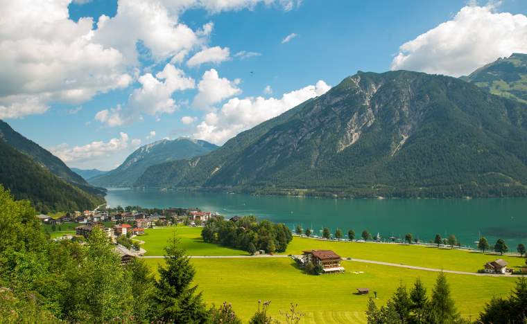 View-of-the-nice-Achensee-in-the-Tyrolean-alps