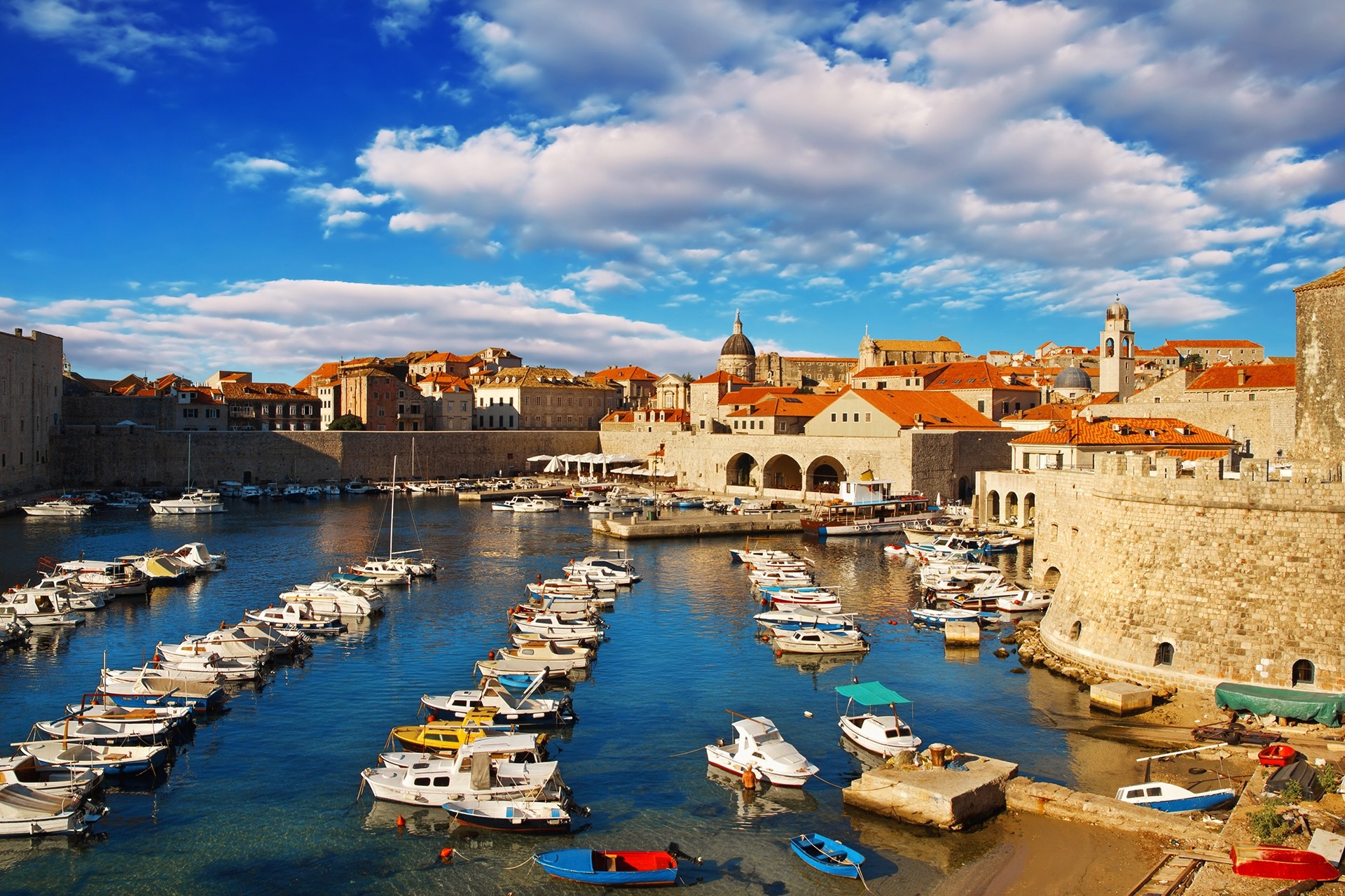 Dubrovnik-old-town-pier-2