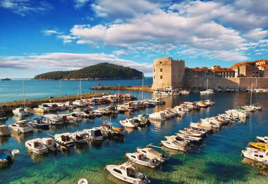 Dubrovnik-old-town-pier