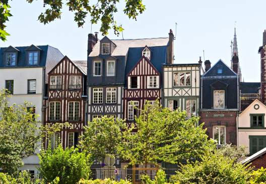 A-Row-of-Half-Timbered-Houses-in-Rouen-Normandy-France