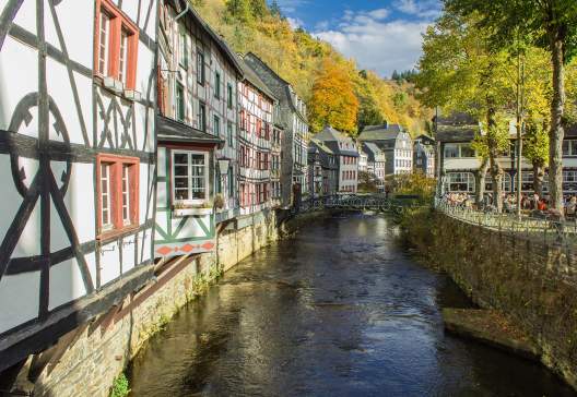 Monschau-Eifel-as-Old-Town-in-the-autumn