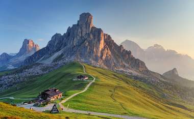 Passo-Giau-Dolomites-Italy