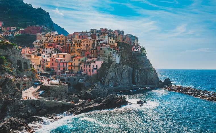 Manarola_cinque-terre-city-coast-1797121