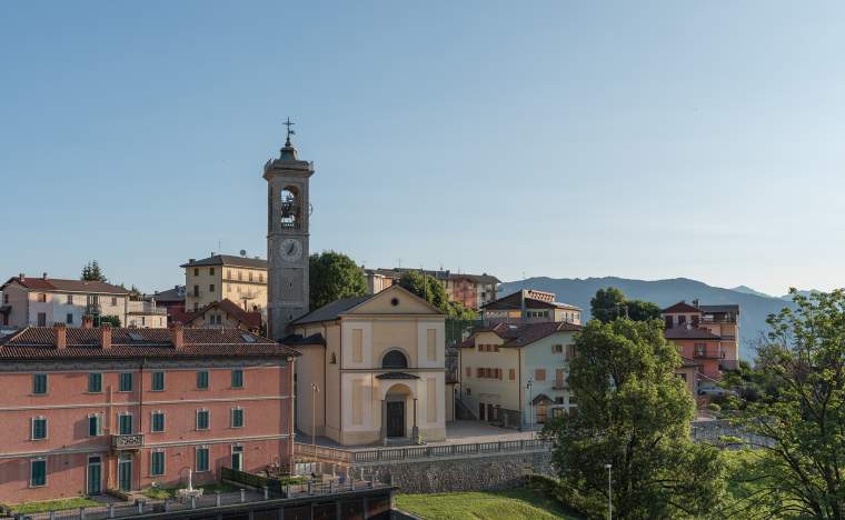 Village-of-Costa-Valle-Imagna_shutterstock_1137308600