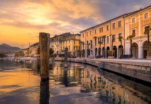 Salo Lake Garda 98834874 123 RF