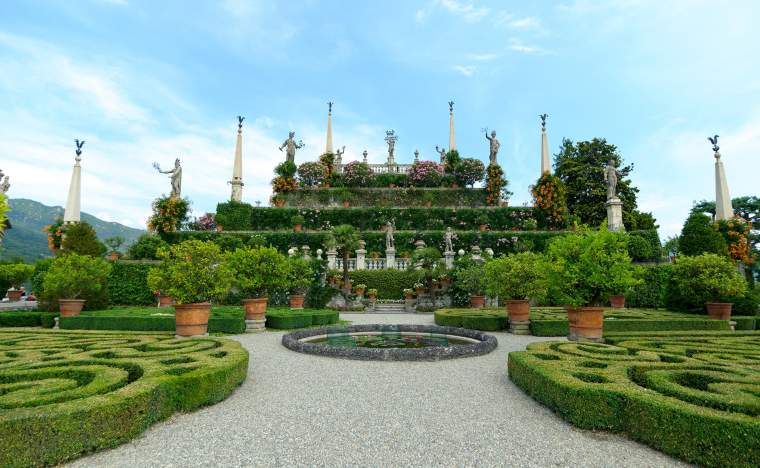 Park-on-the-island-of-Isola-Bella.-Northern-Italy-Lake-Maggiore