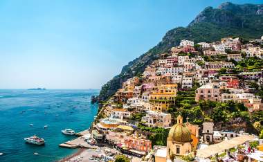 Picturesque-Amalfi-coast.-Positano-Italy