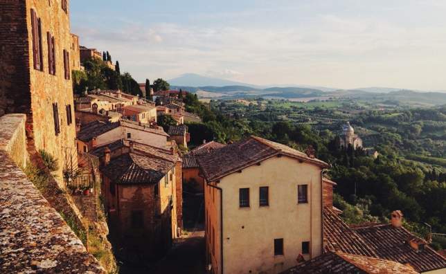 Scenic_montepulciano_tuscany_italy