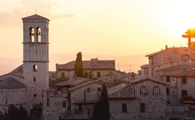 Rooftopsunset_assisi_umbria_italy