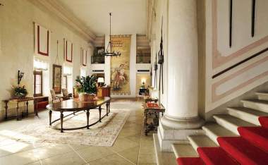 Castel-Brando_Hall
