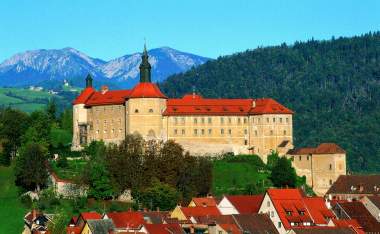 Škofja-Loka-www.slovenia.info-B.-Kladnik