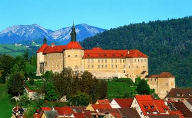Škofja-Loka-www.slovenia.info-B.-Kladnik