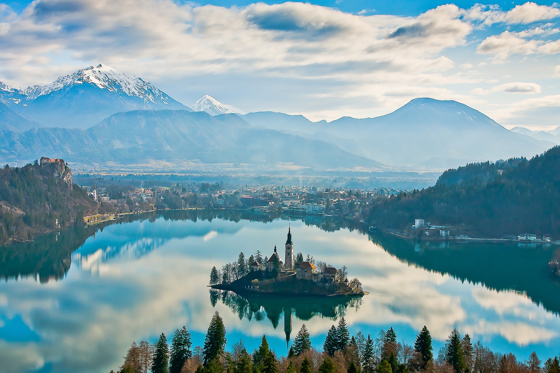 Lake-Bled-2-www.slovenia.info-Franci-Ferjan