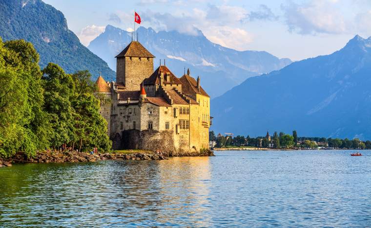 Chillon-Castle-at-Geneva-lake