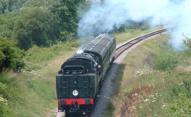 VE19126-Swanage-railway-and-Corfe-Castle- -Visit England-Visit-Dorset