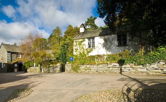 Dove-Cottage-Photo-Dave-Willis-Courtesy-of-golakes.co.uk