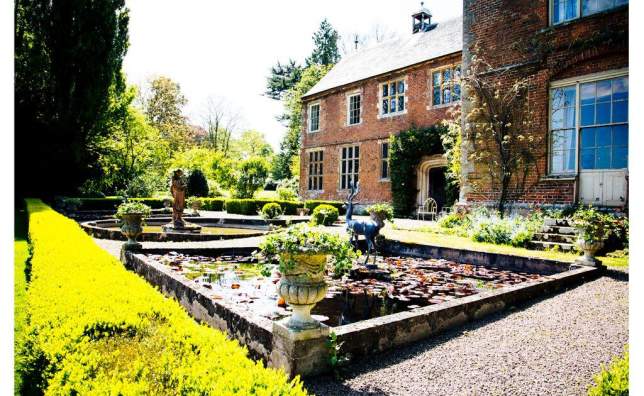 Hellens Manor East Terrace towards Cedar Lawn