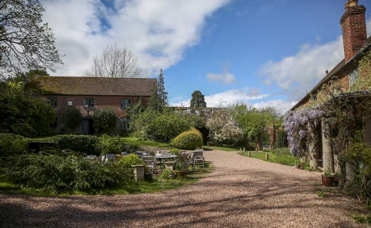Hellens Manor Tearoom with wysteria