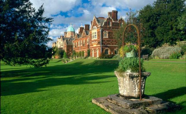 House-from-Lake- -Sandringham-Estate