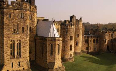 Alnwick-Castle-Exterior