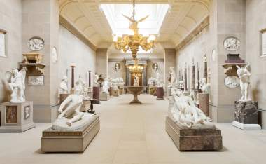 Chatsworth-Sculpture-gallery-David-Vintiner