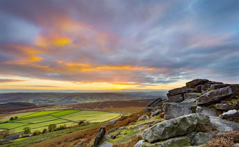 Peak-District-National-Park-Derbyshire-England-UK