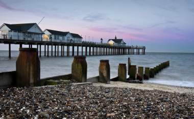 Sunrise-at-Southwold-Pier-Suffolk-England