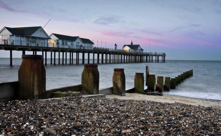 Sunrise-at-Southwold-Pier-Suffolk-England