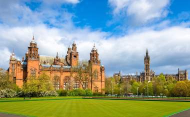 Kelvingrove-Museum-and-Glasgow-University