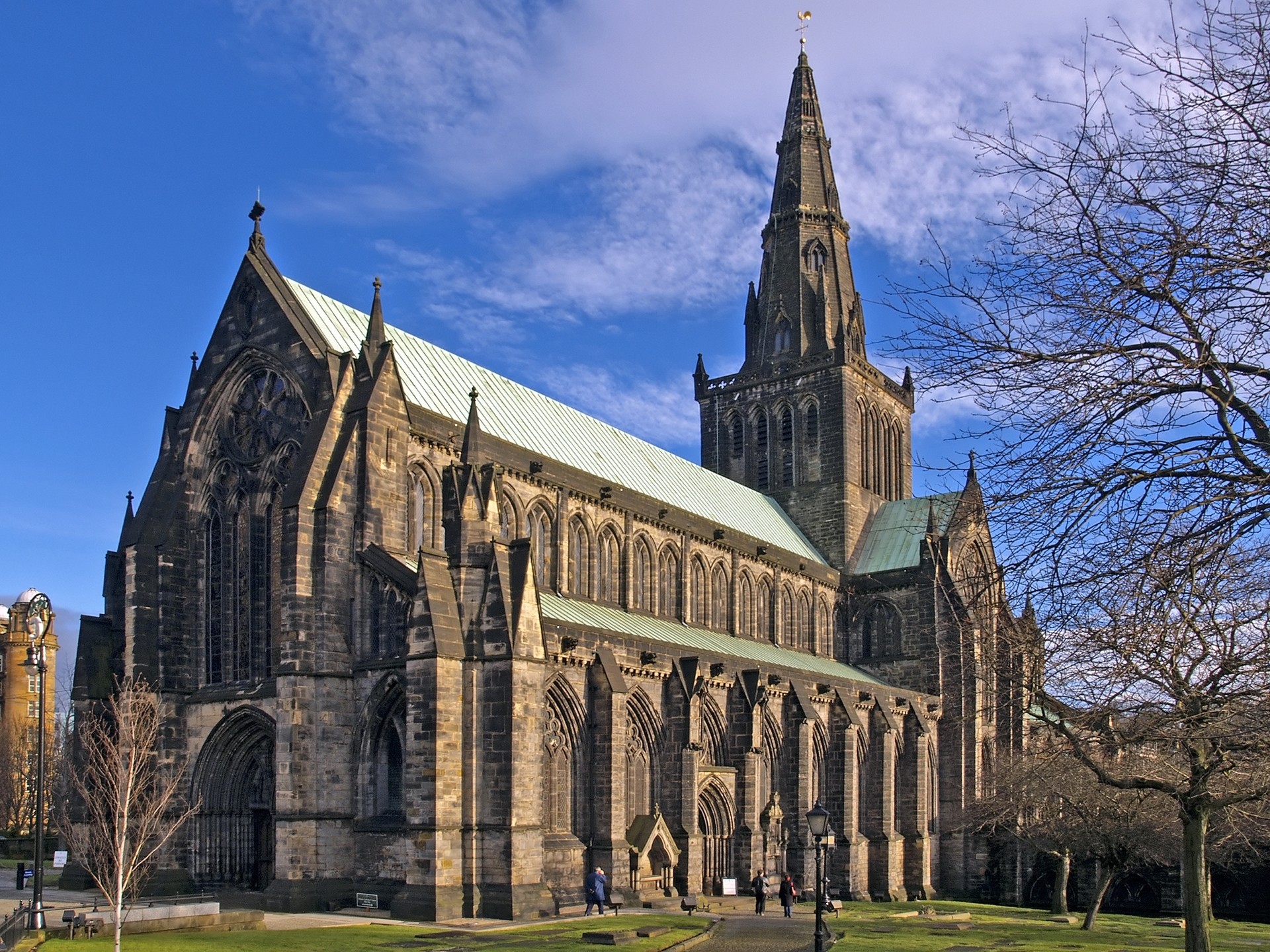 Glasgows-cathedral-view