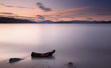 Loch-Lomond-Sunset-with-Ben-Lomond-in-the-background-Loch-Lomond-and-The-Trossachs-National-Park-Scotland